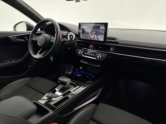 Audi A5 view 4