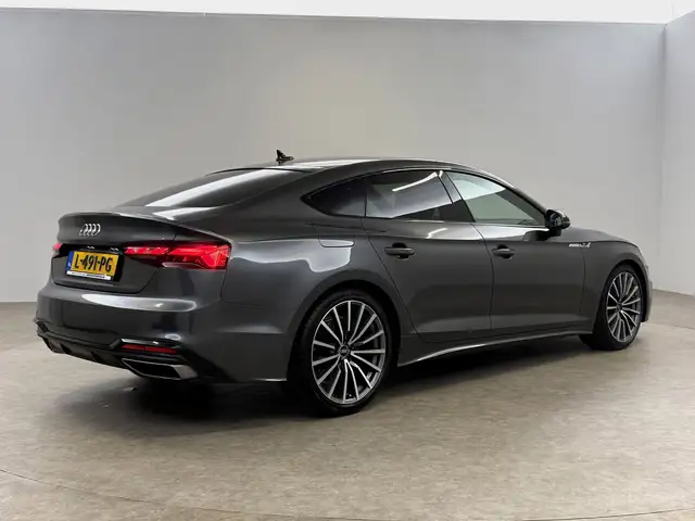Audi A5 view 12