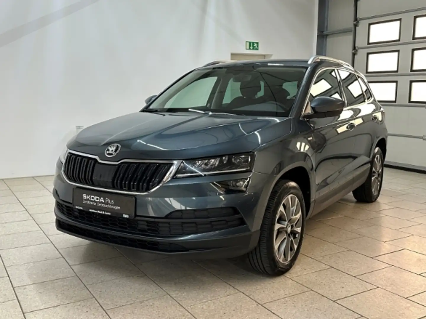 Skoda Karoq 1.5 TSI DSG Clever Navi AHK LED SHZ PDC Grau - 2
