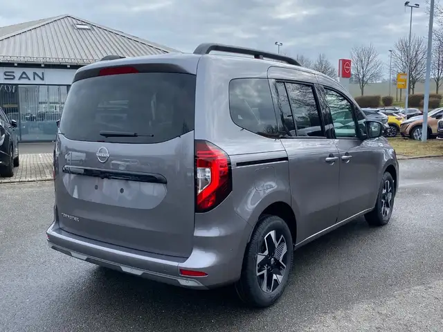 Nissan Townstar view 12