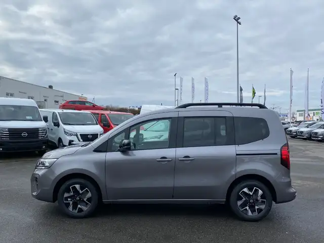 Nissan Townstar view 8