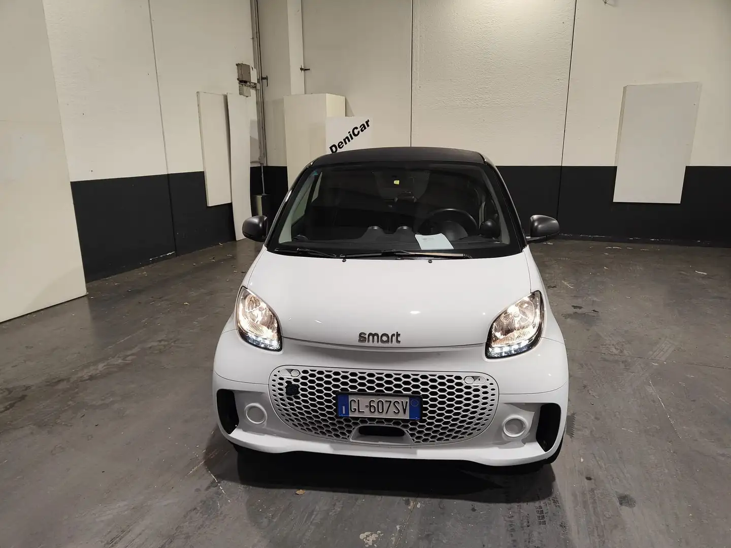 smart forTwo fortwo EQ Passion Bianco - 2