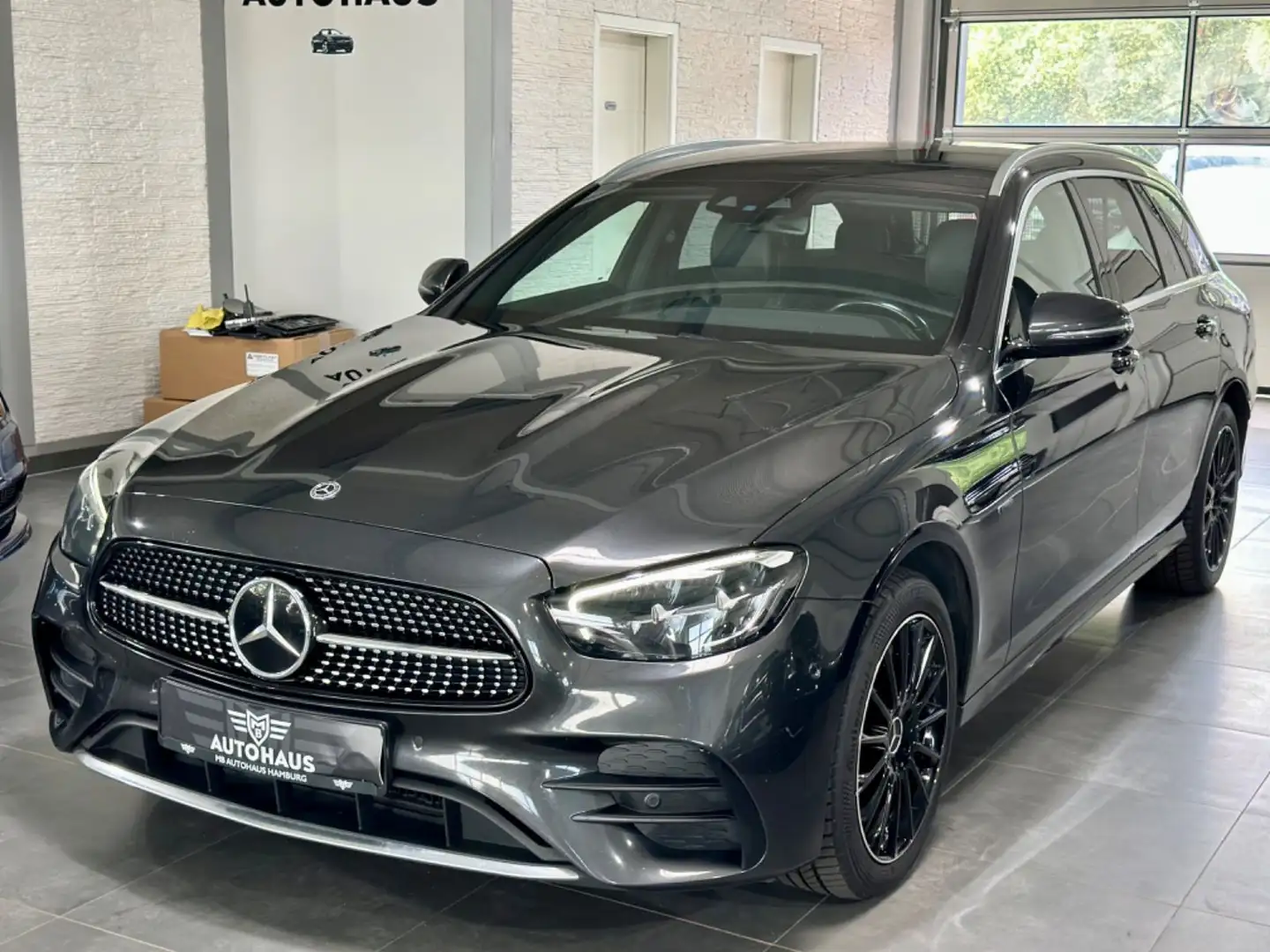 Mercedes-Benz E 300 de E-Klasse,AMG-Paket,Facelift,AHK,LED,TOP Grau - 1