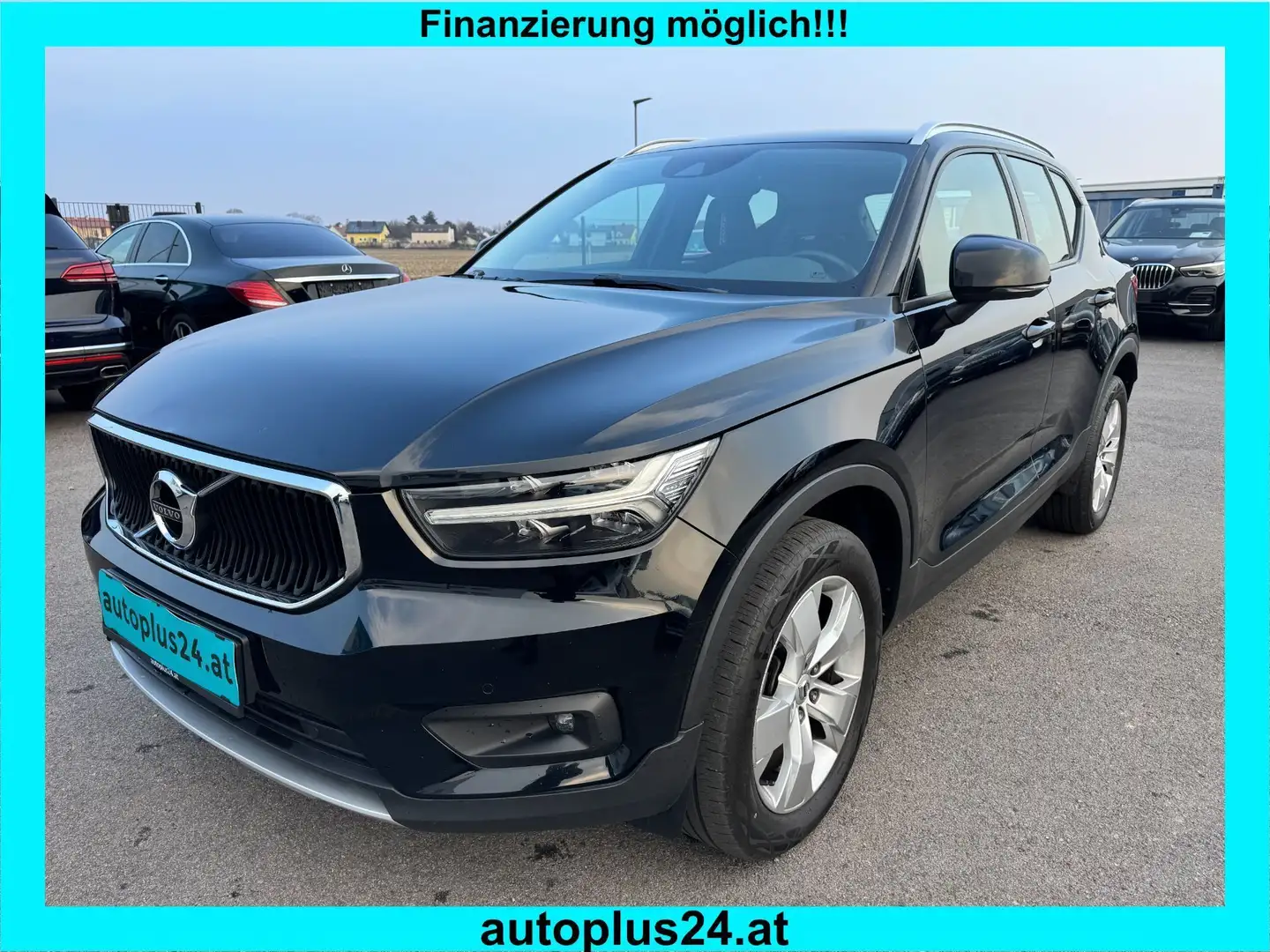 Volvo XC40 T2 Momentum Pro Geartronic Schwarz - 1