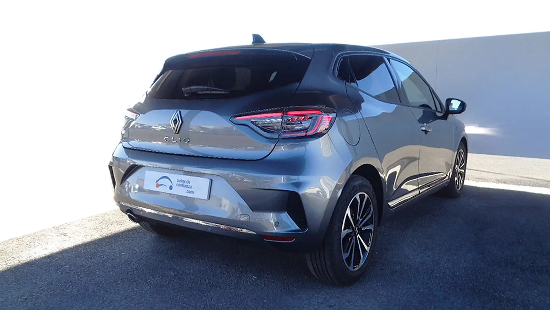 Renault Clio TCe GLP Techno 74kW - 2