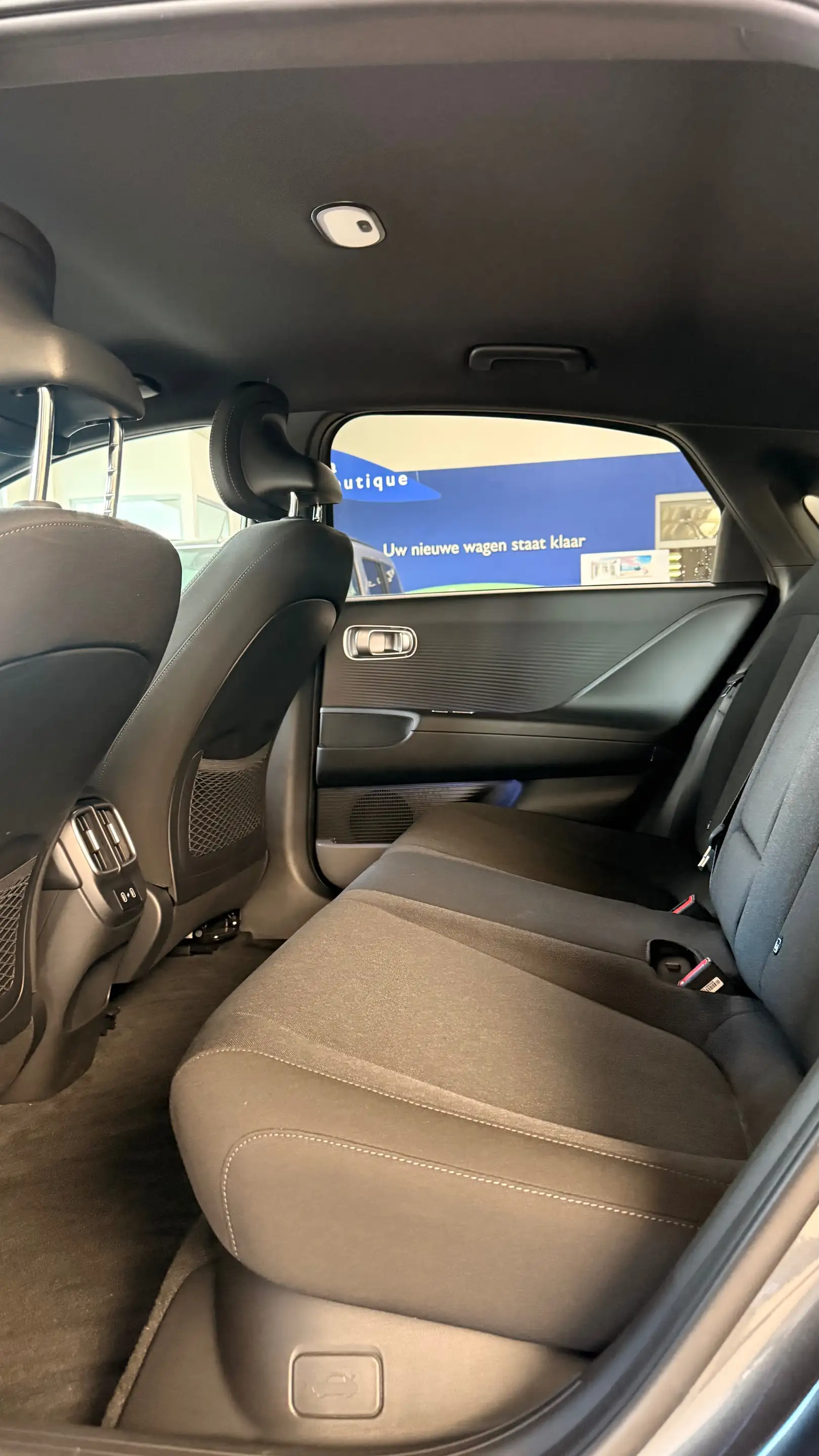 Hyundai IONIQ 6 Hyundai IONIQ 6 77,4 kWh Core Plus – 228 pk – BTW aftrekbaar — photo 14