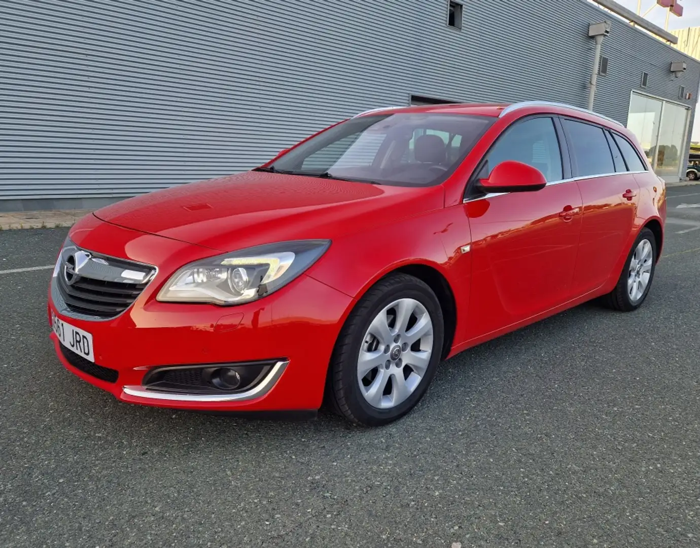Opel Insignia ST 1.6CDTI EcoF. S&S Selective 136 Rojo - 1