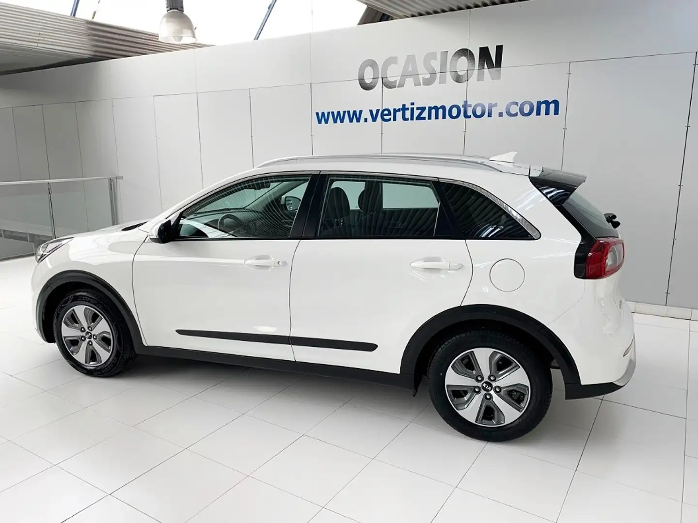 Kia Niro 1.6 HEV Drive Weiß - 2