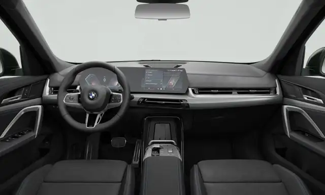BMW X1 view 4
