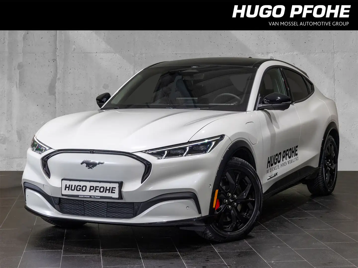 Ford Mustang Mach-E Premium AWD. Mj 2023.75. Dual-Emotor Ext. Range 25 Weiß - 1