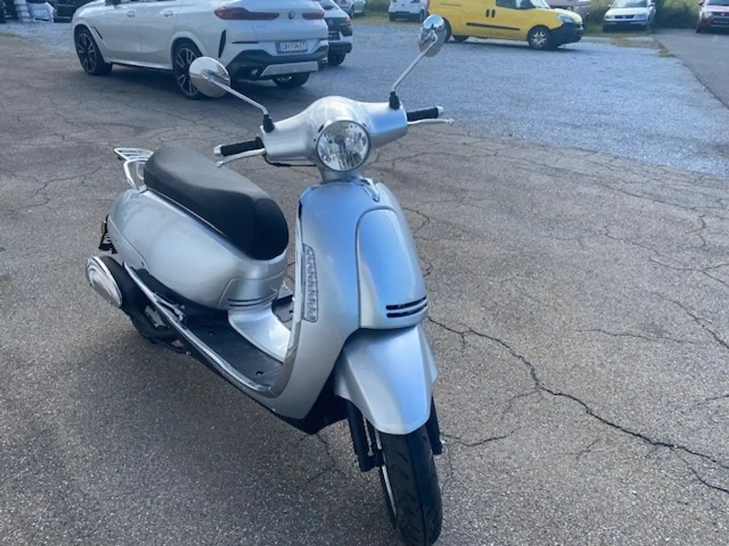 Sonstige Marken WANGYE WY 125 T capri 12 ccm nur 115 km!!! Silber - 1