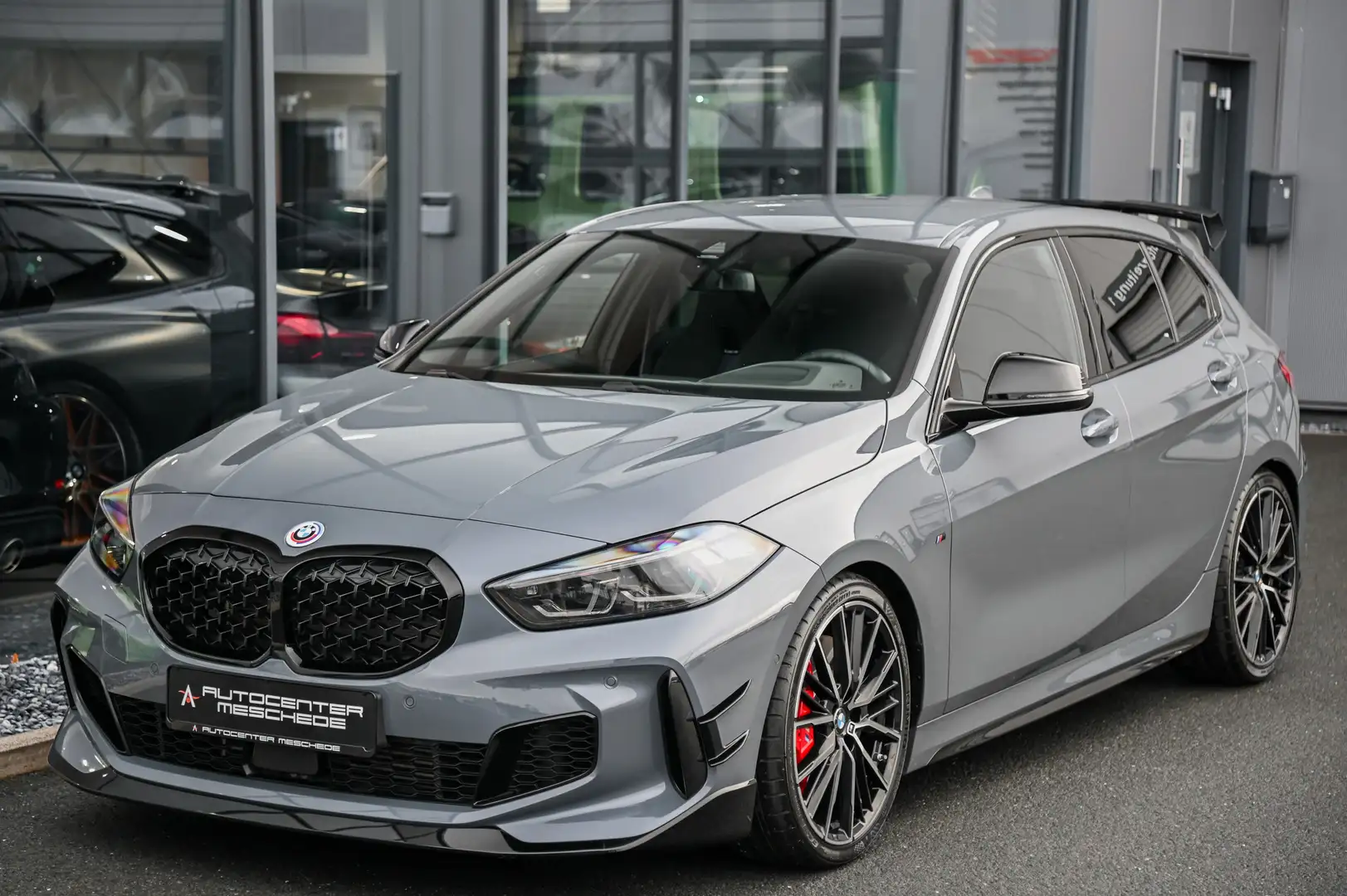 BMW 135 xDrive Edition Colorvision* M Performance* Gris - 2