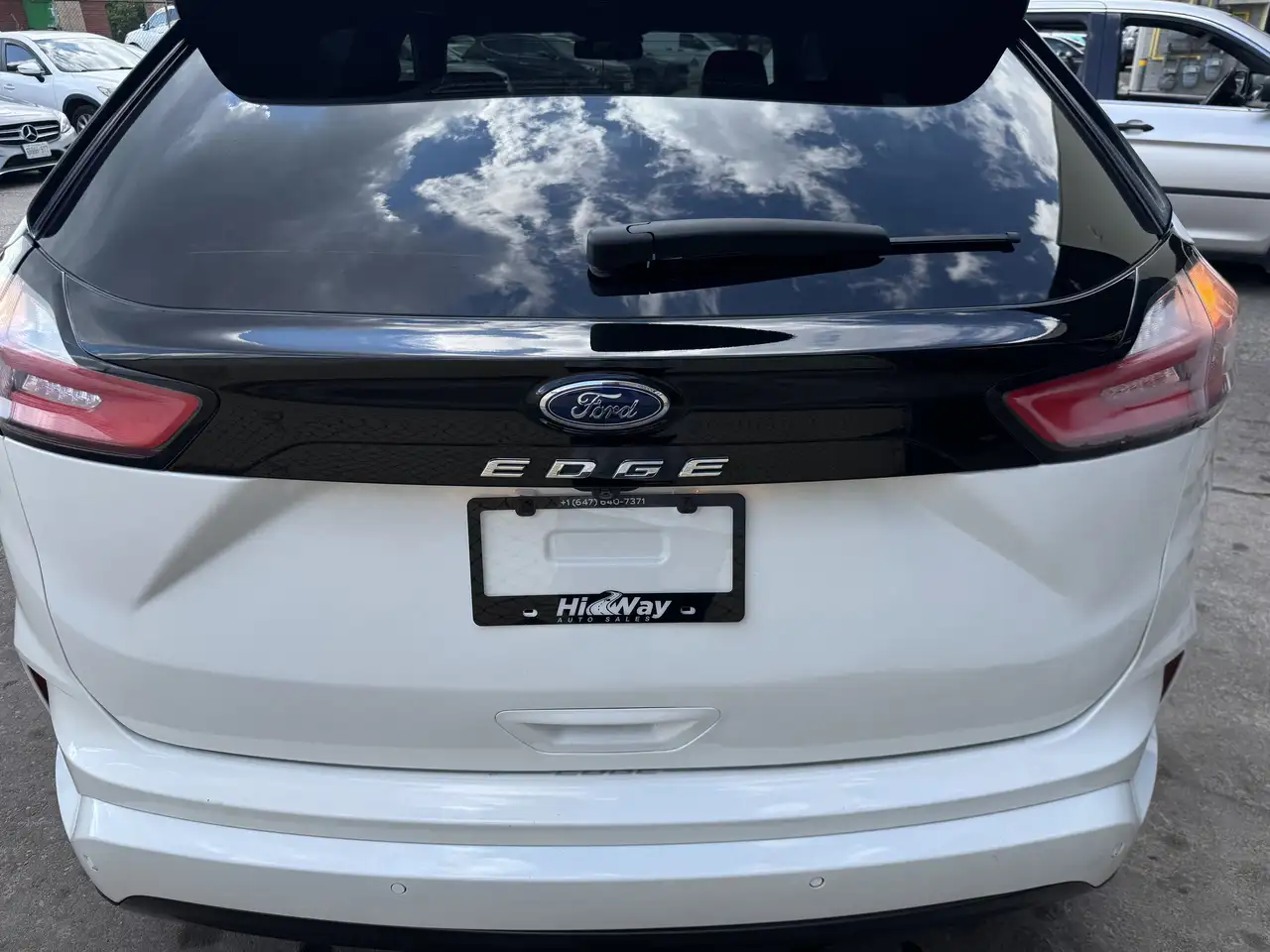 Ford Edge photo Ford Edge