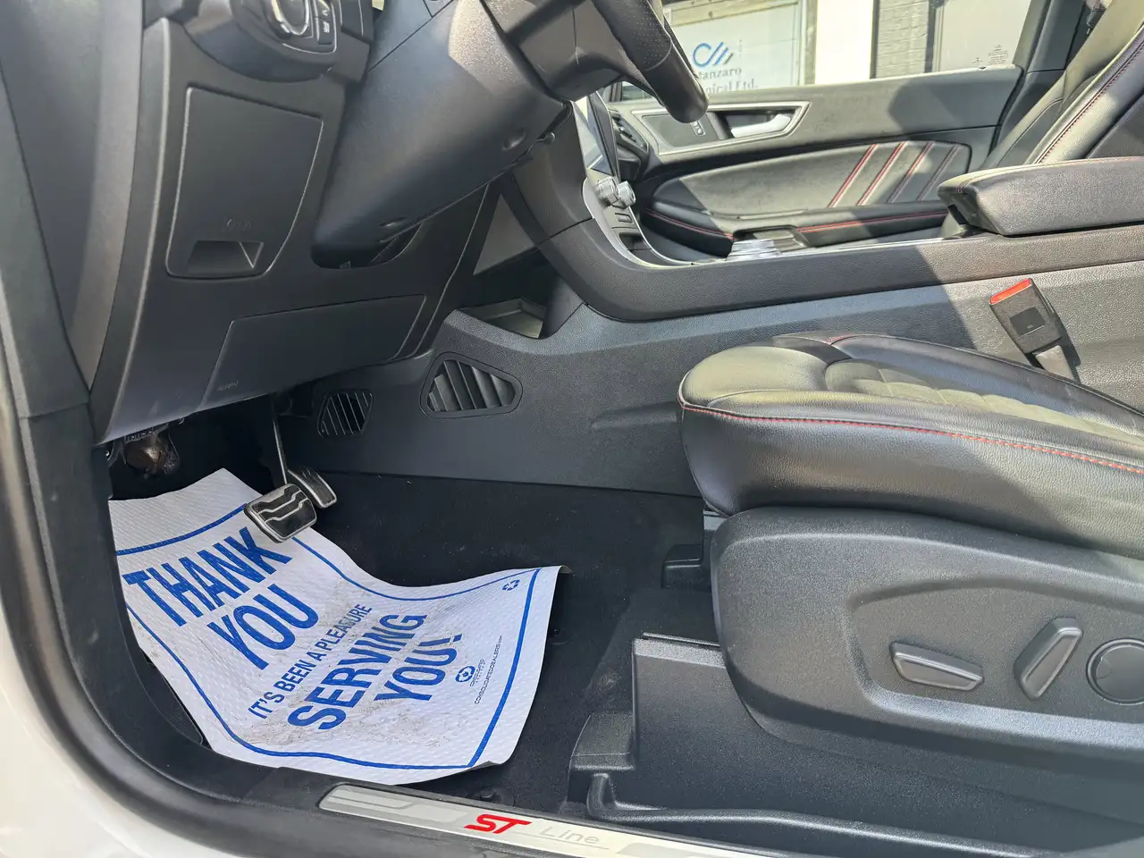 Ford Edge photo Ford Edge