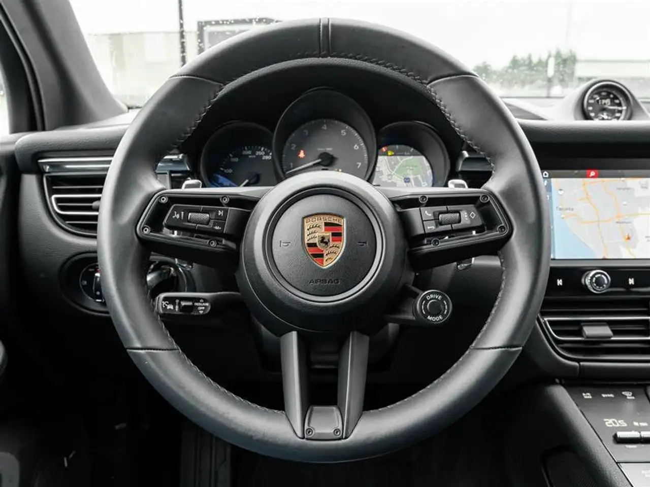 Porsche Macan снимка Porsche Macan