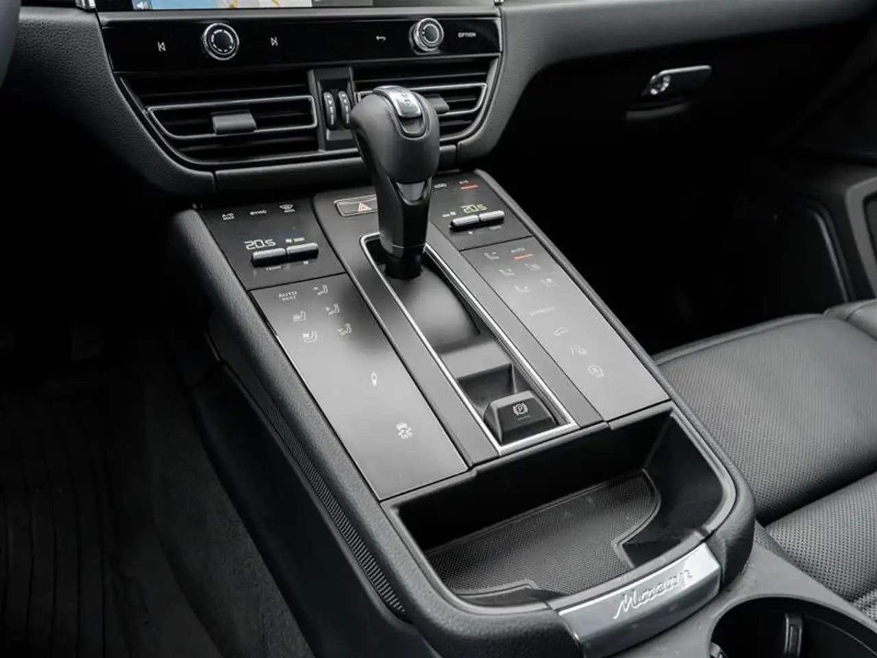 Porsche Macan снимка Porsche Macan