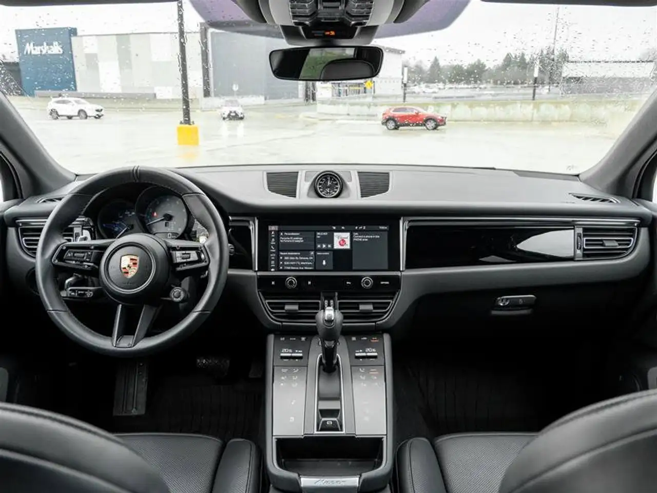 Porsche Macan снимка Porsche Macan