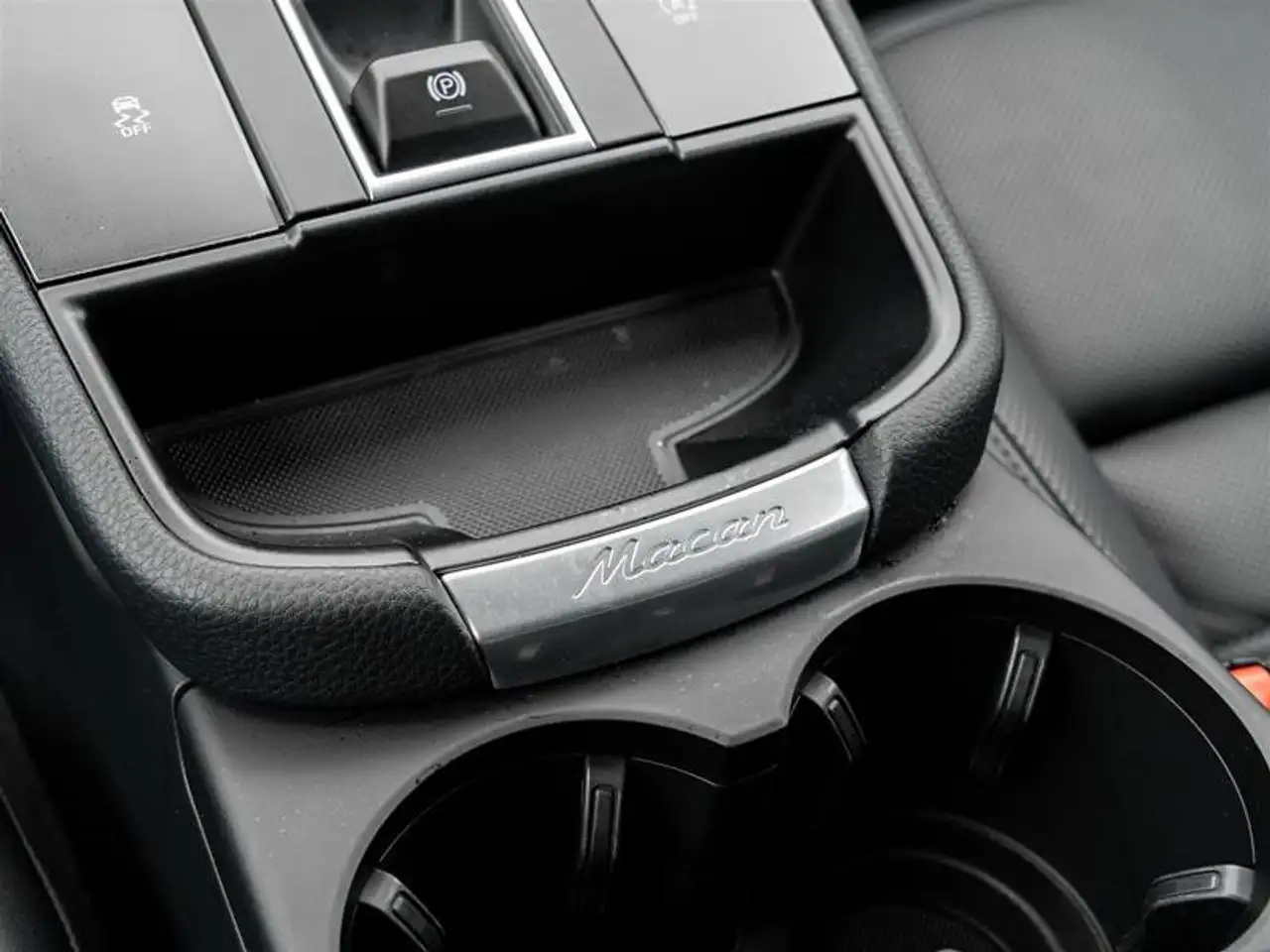 Porsche Macan снимка Porsche Macan