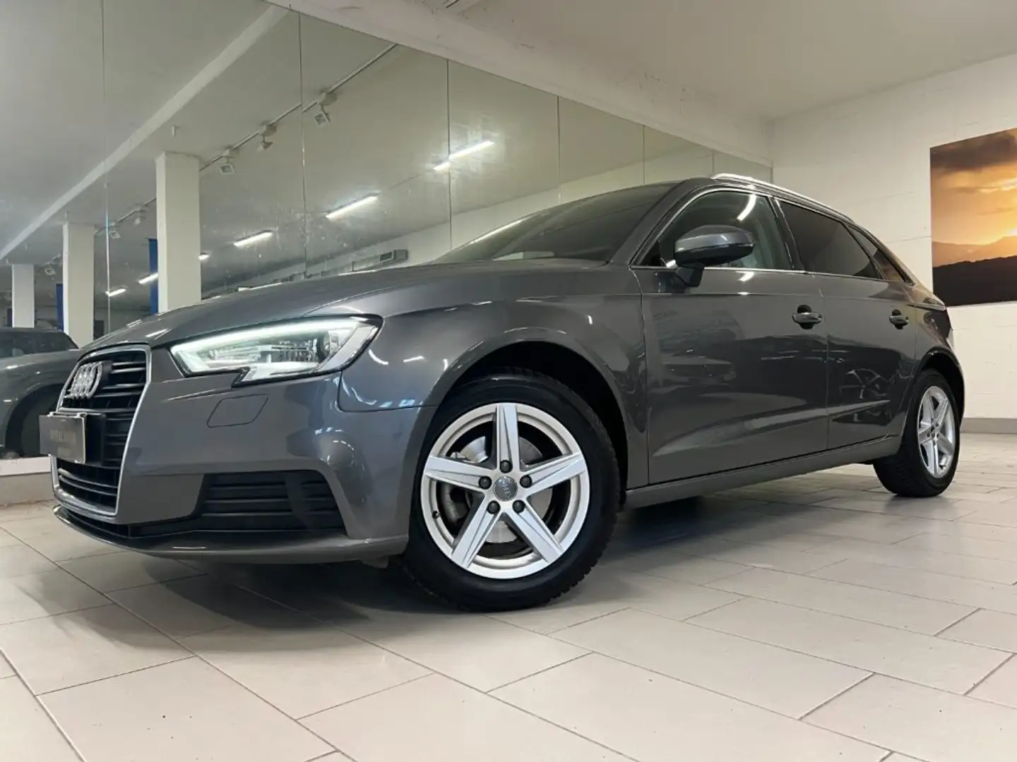 Audi A3 2.0 TDI Quattro Business MANUALE/NAVIGATORE/LED!! Grigio - 1