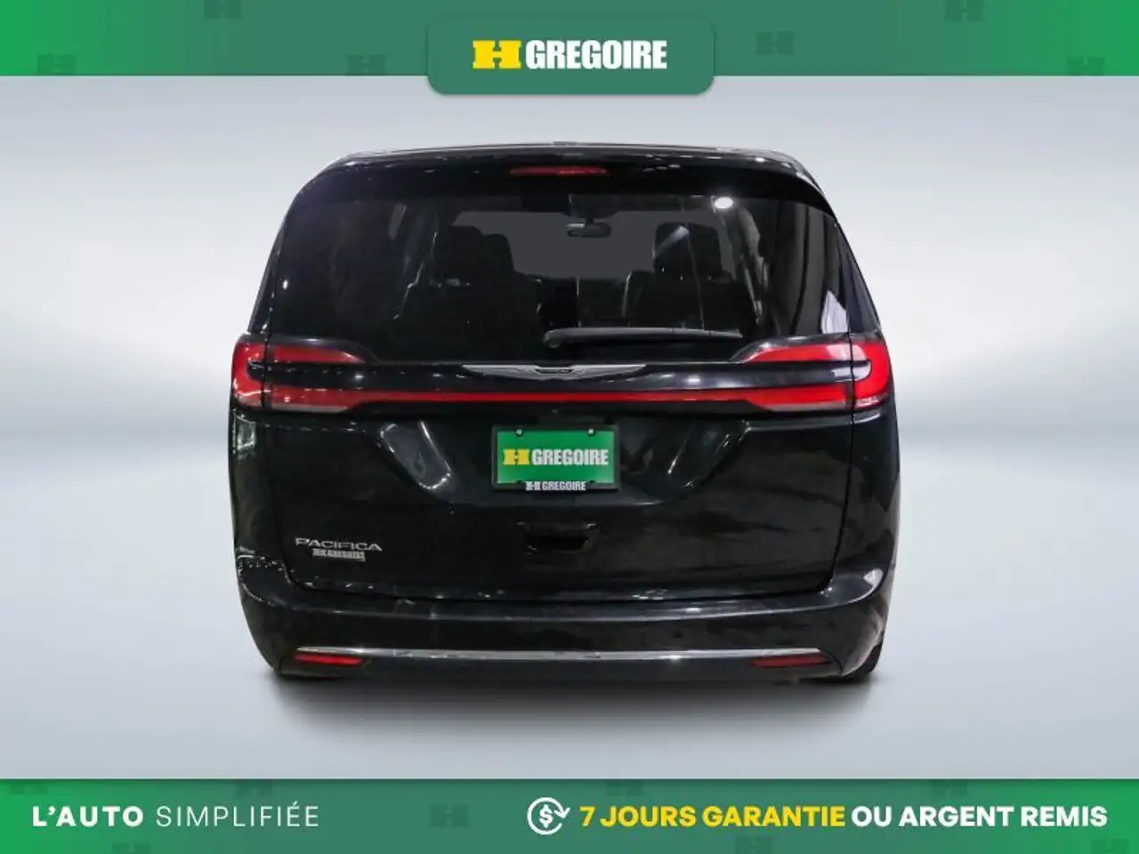 Chrysler Pacifica снимка Chrysler Pacifica