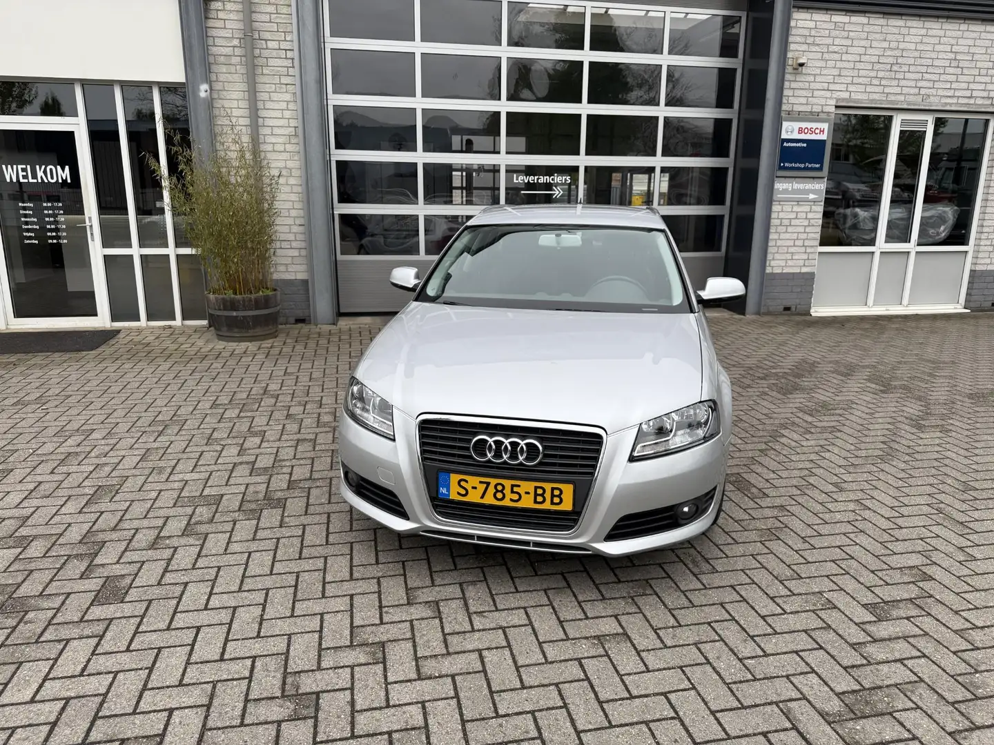 Audi A3 Sportback 1.2 TFSI Ambition Pro Line S STOELVERWAR Gris - 2