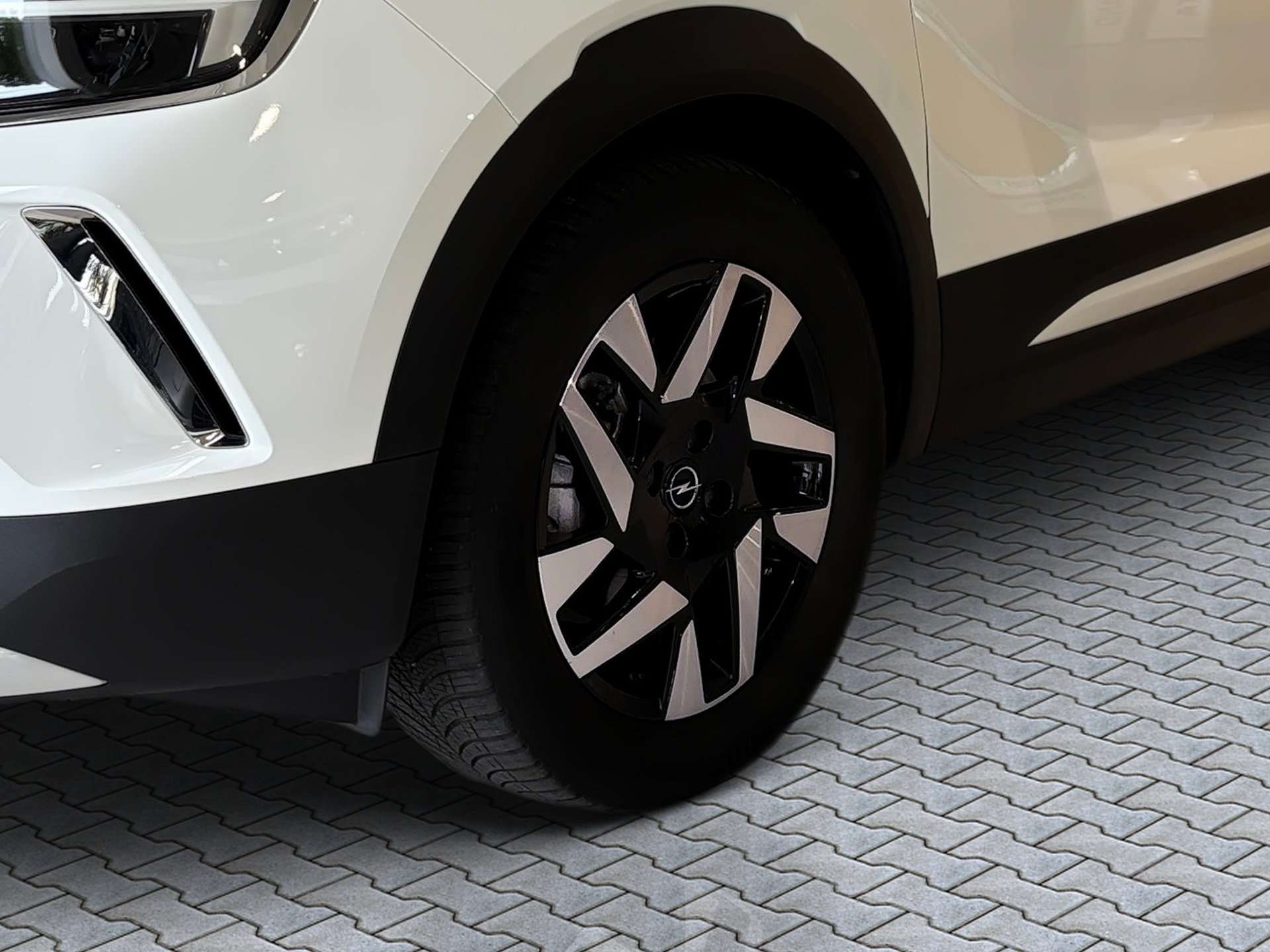 Opel Mokka E