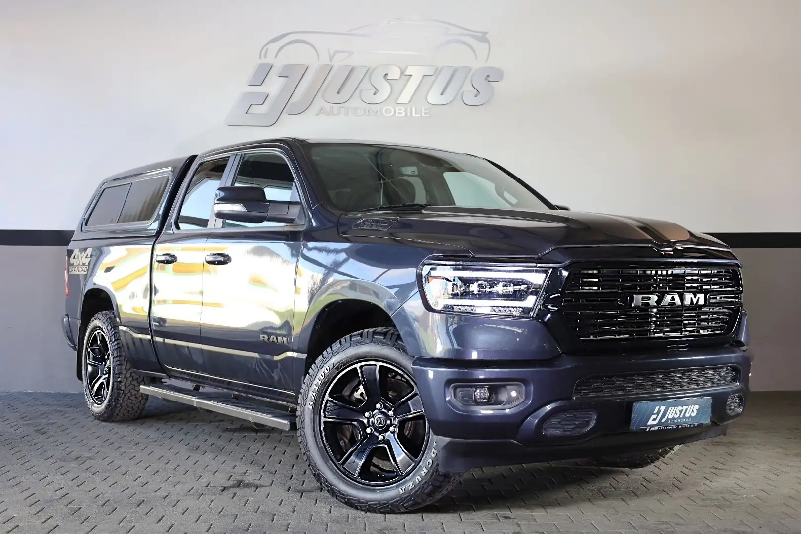 Dodge RAM 5.7 BigHorn/BRCGAS/AHK/TEMP/KAMERA/KLIMA/R20 Gris - 1