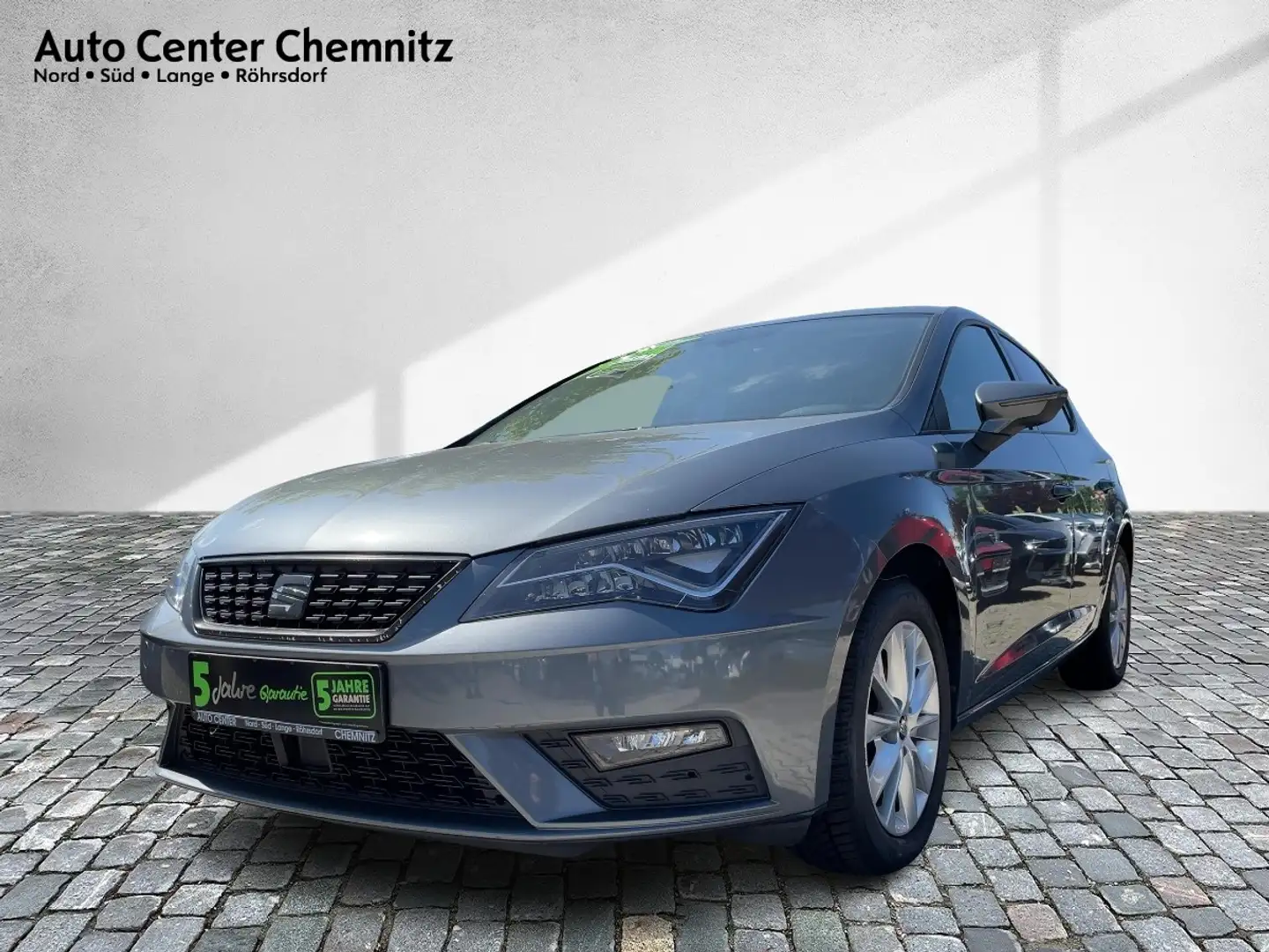 SEAT Leon 1.6 TDI Style LED/Navi/Klima/PDC Grijs - 2