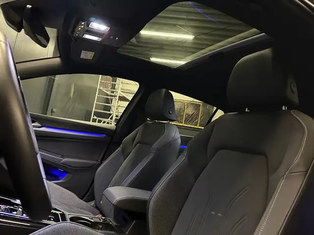 Volkswagen Golf view 10