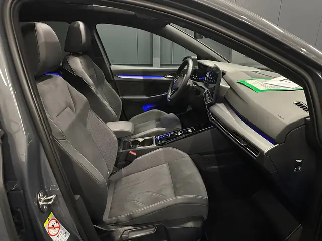 Volkswagen Golf view 11