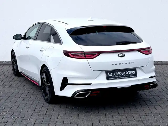 Kia Proceed view 7