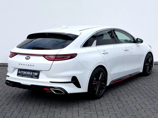 Kia Proceed view 5
