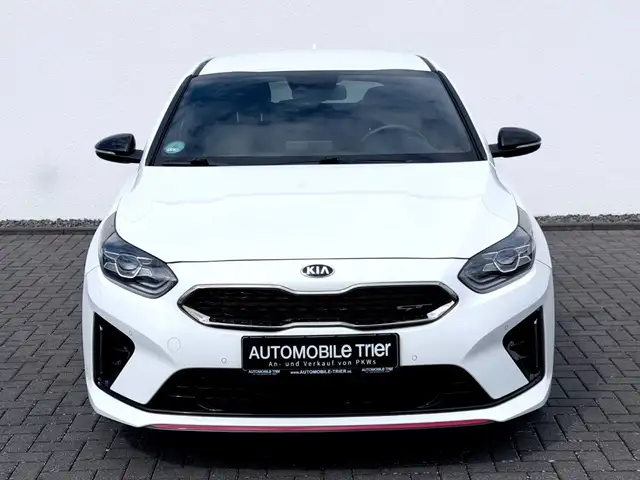 Kia Proceed view 2