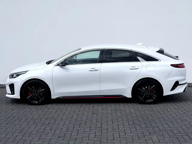 Kia Proceed view 8