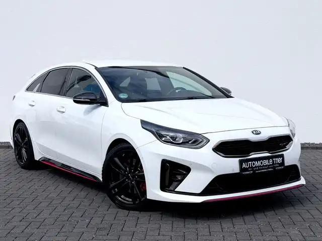 Kia Proceed view 3