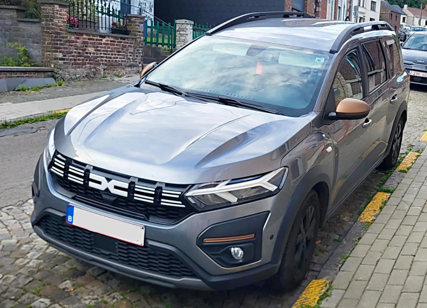 Dacia Jogger Jogger LPG 1.0 ECO-G Extreme 5pl. (EU6d) Grijs - 1