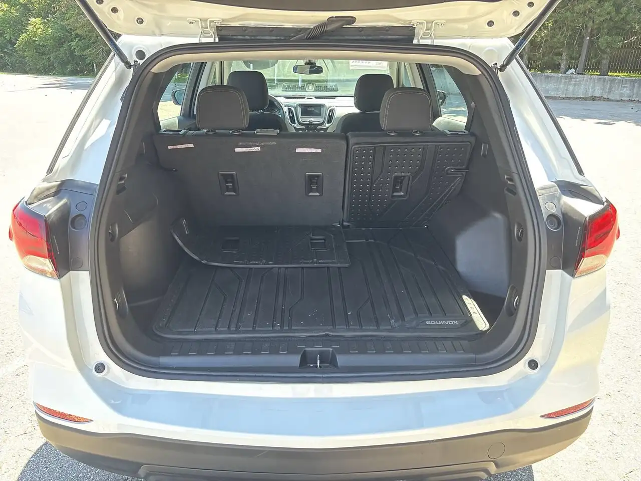 Chevrolet Equinox photo Chevrolet Equinox