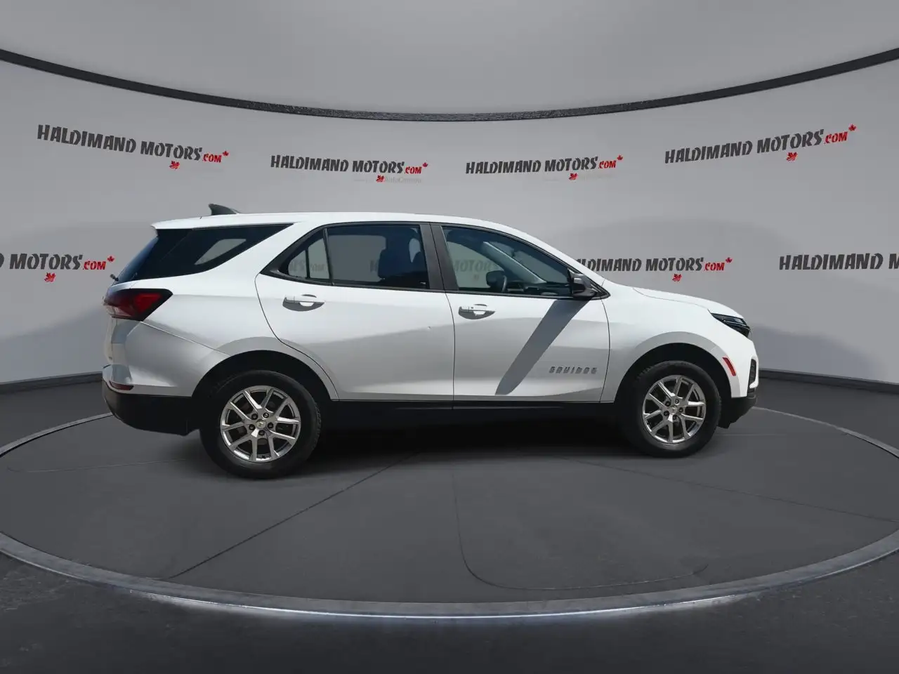 Chevrolet Equinox photo Chevrolet Equinox