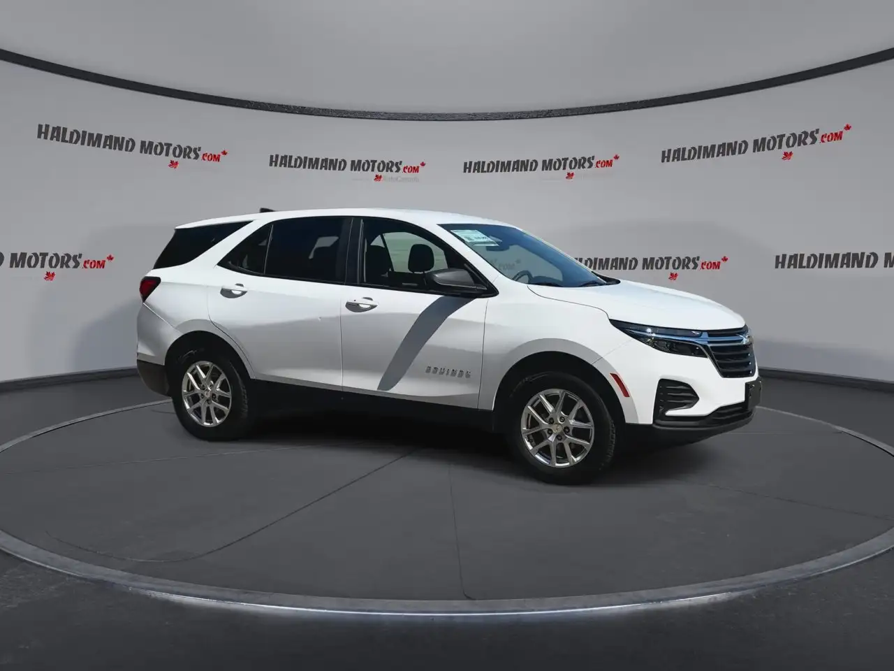 Chevrolet Equinox photo Chevrolet Equinox