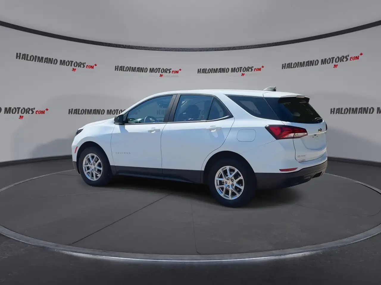 Chevrolet Equinox photo Chevrolet Equinox