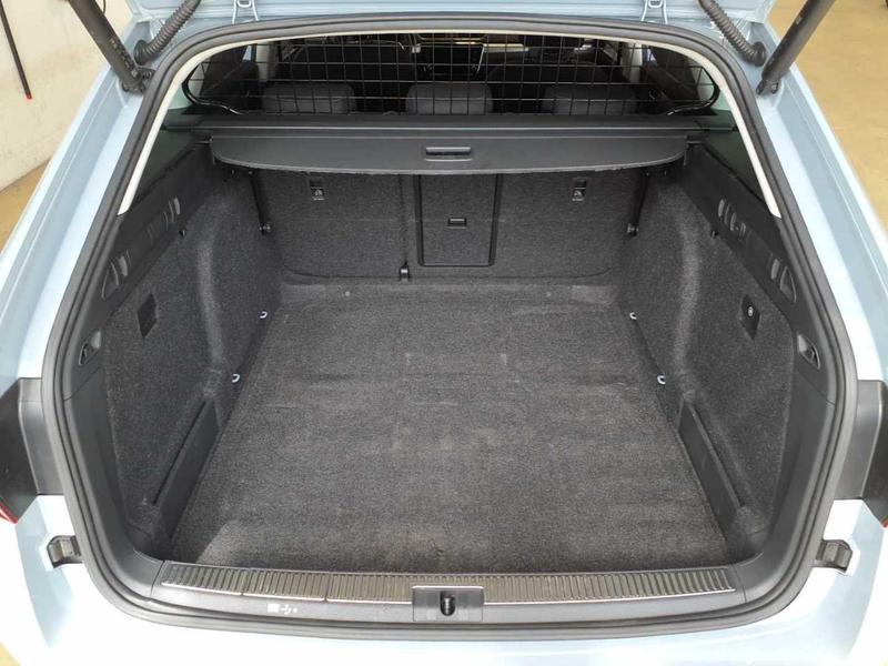 Skoda Superb Combi 2.0 TDI Ambition Virtual AHK ACC — photo 13