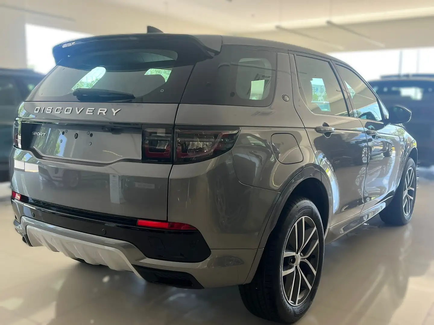 Land Rover Discovery Sport 1.5 I3 PHEV S AWD Auto Gris - 2