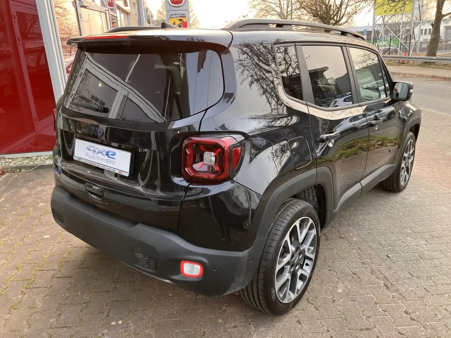 Jeep Renegade 1.3 PHEV S 4x4 AUTOMATIK Klima*Navi Zwart - 2