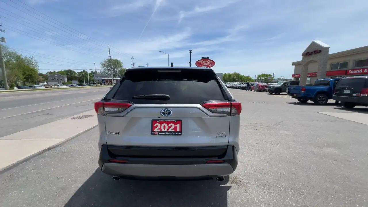 Toyota RAV 4 снимка Toyota RAV 4