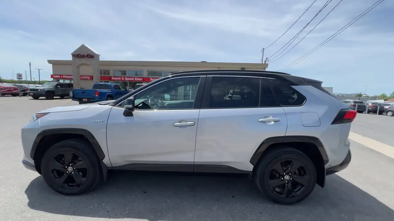 Toyota RAV 4 снимка Toyota RAV 4