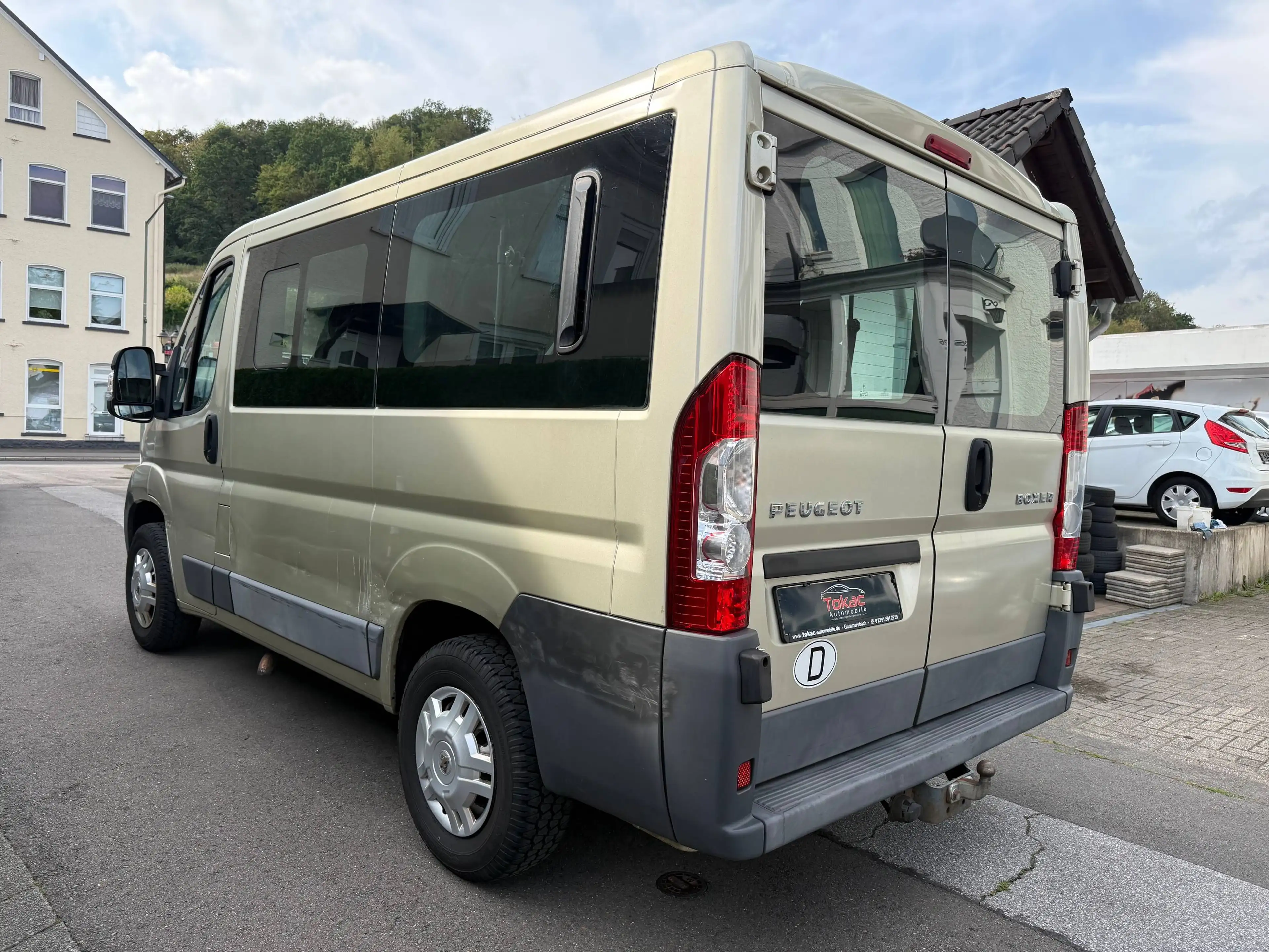 Peugeot Boxer HDi Luxus (330)*9 Sitzer*KLIMA*AHK* — photo 6