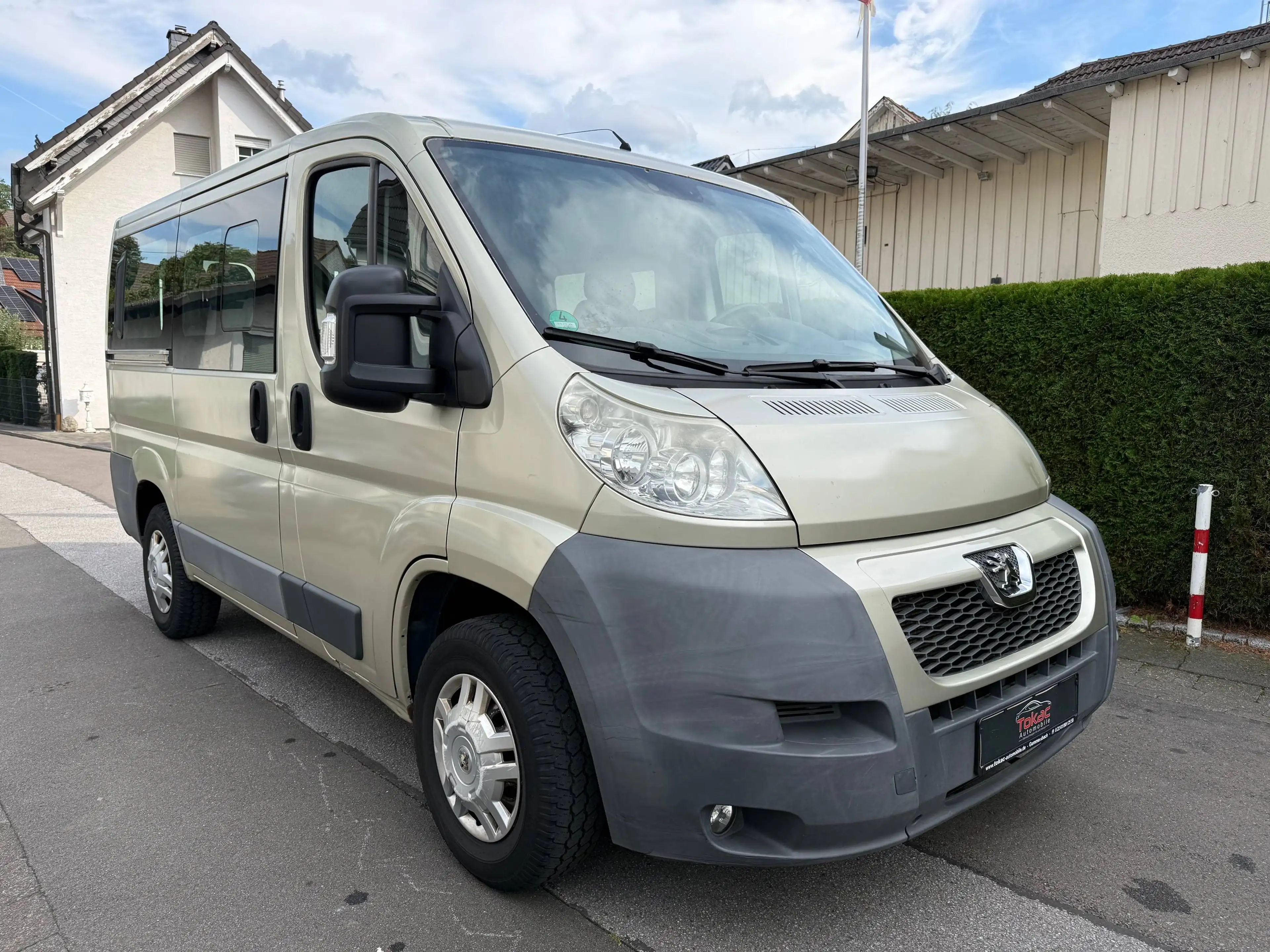 Peugeot Boxer HDi Luxus (330)*9 Sitzer*KLIMA*AHK* — photo 3