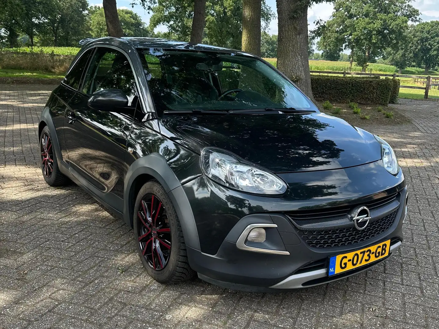 Opel Adam Adam 1.4 Turbo Rocks S Zwart - 1