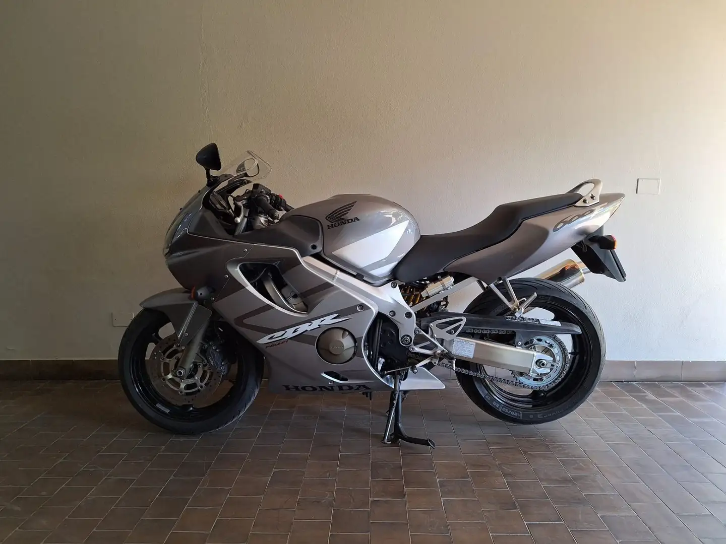Honda CBR 600 Argento - 2
