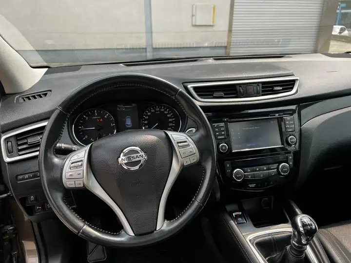 Nissan Qashqai 1.5 dCi Tekna 4x2 19'' 2014, foto 16